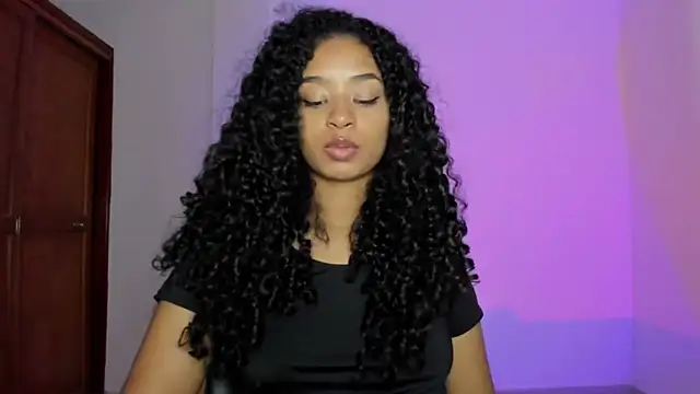 Tammy-Bliss online show from November 26, 1:28 am