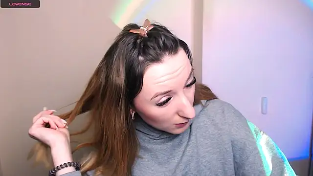 AmandaSell online show from February 7, 8:40 am