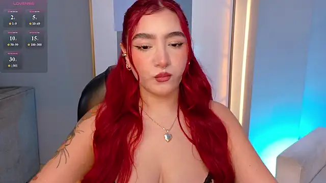 ViolettCastel online show from November 17, 8:09 pm