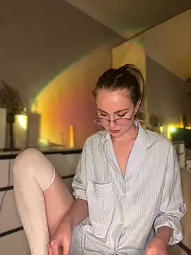 LoveGameSexx online show from October 4, 6:23 pm