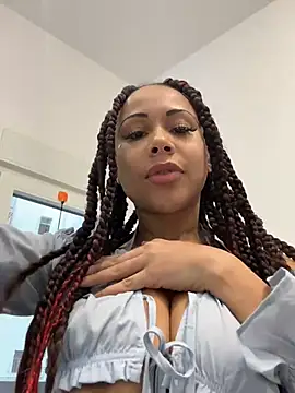 HaileyDiana online show from February 26, 2:27 pm