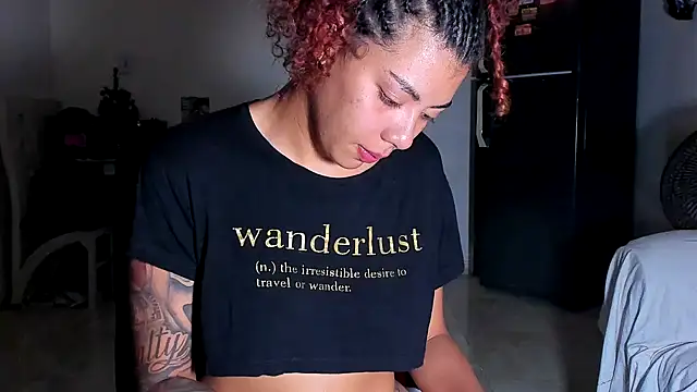 kerlysmith 24 online show from December 15, 2:11 pm