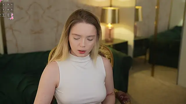 Cassy-Celestial  online show from October 25, 7:38 am