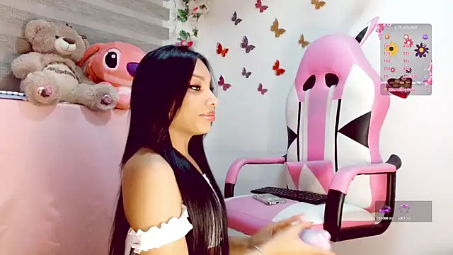 Snapshot of amaranta1411- chatting on October 5, 2:55 pm amaranta1411- online show from October 5, 2:55 pm