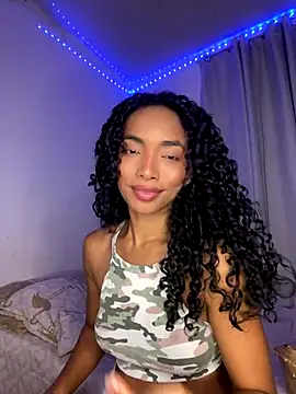 nicoleebony1 online show from September 13, 8:39 pm