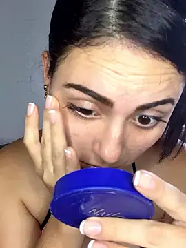 Azuna25 online show from January 11, 12:15 am