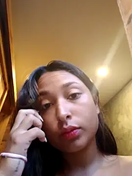 Bonnie Clydeee online show from November 28, 11:35 am