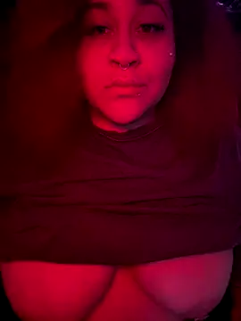 Snapshot of Juicyjordie chatting on October 18, 6:38 am Juicyjordie online show from October 18, 6:38 am