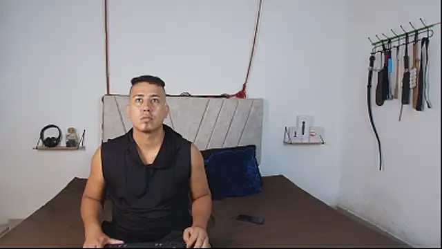 Liana Asaff online show from January 14, 10:59 pm