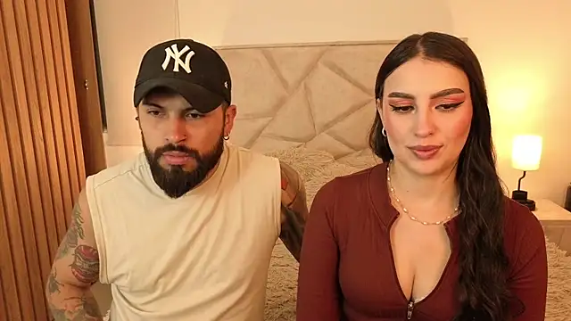 teseo and afroditha  online show from December 18, 3:11 am