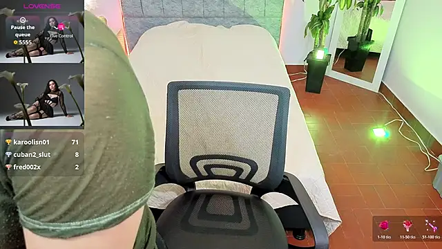 Lana stone  online show from February 22, 8:15 am