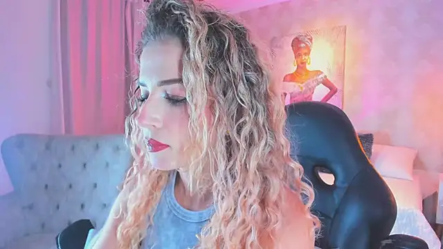 Shantall   online show from January 19, 11:28 am