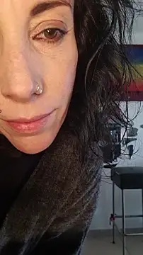 freyamoret online show from December 20, 12:42 pm