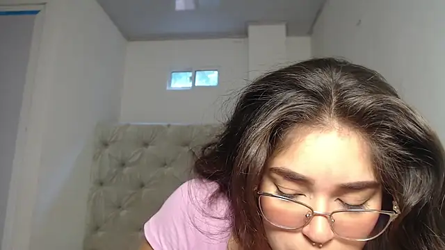 Melody phillips2 online show from October 16, 3:36 pm