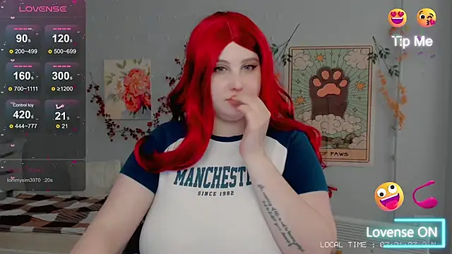 Snapshot of Crystal_Chris chatting on October 14, 11:57 am Crystal Chris online show from October 14, 11:57 am