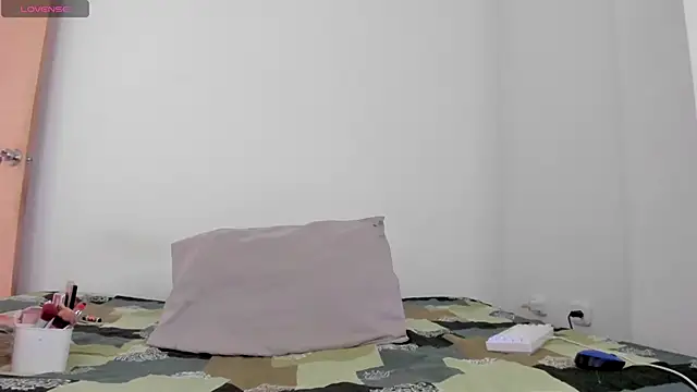 its me miley online show from November 8, 2:22 pm