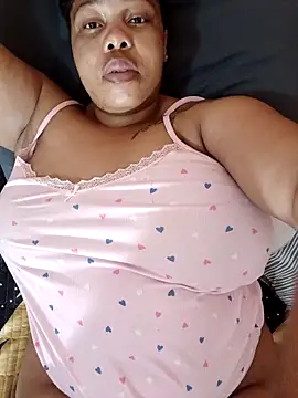 Fantasy1976 online show from February 3, 6:40 am