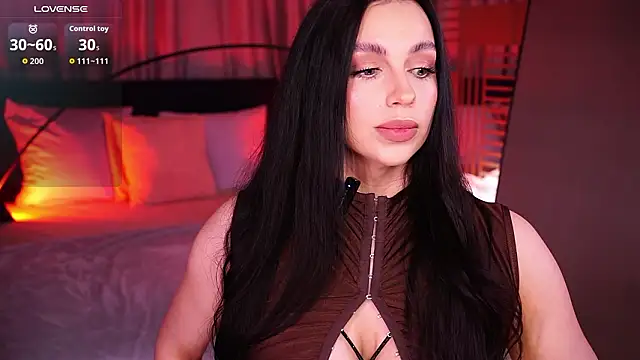 LunaNight online show from February 6, 8:23 pm