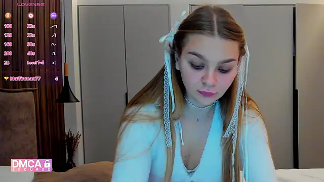 Molly sweetie online show from November 24, 7:32 am