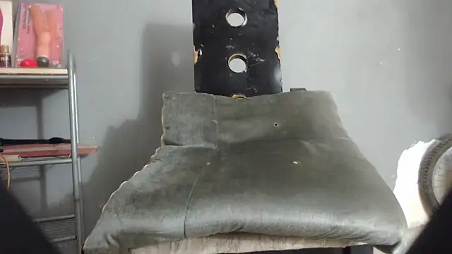 Amazing12inch online show from October 18, 8:17 am