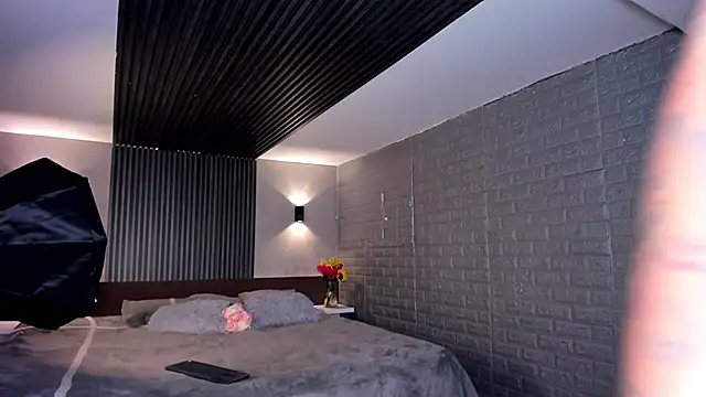 magic marg online show from December 13, 9:10 pm