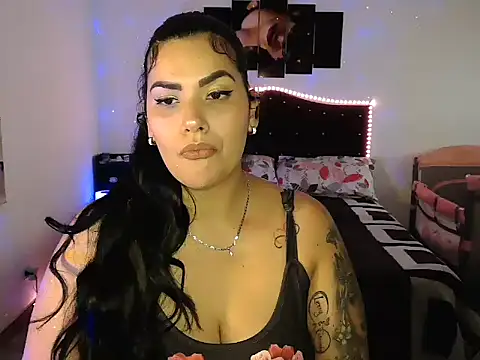 CarolinaRincon online show from October 8, 10:36 pm