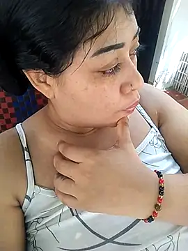 Snapshot of hot_milkbitch chatting on October 20, 5:05 pm hot milkbitch online show from October 20, 5:05 pm