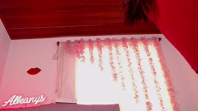 Alleanys Cristal online show from October 14, 3:14 pm