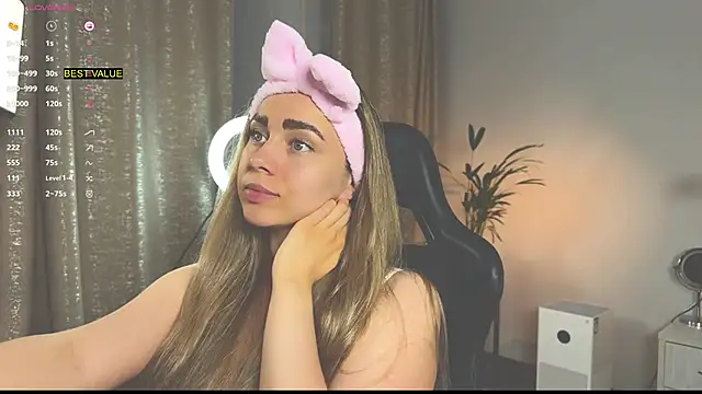 Snapshot of hotexclusive_ chatting on September 14, 9:56 pm hotexclusive  online show from September 14, 9:56 pm