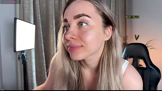 Snapshot of hotexclusive_ chatting on September 24, 9:03 pm hotexclusive  online show from September 24, 9:03 pm