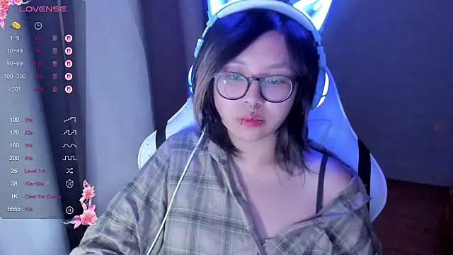 maydaykimmy online show from February 14, 9:50 pm