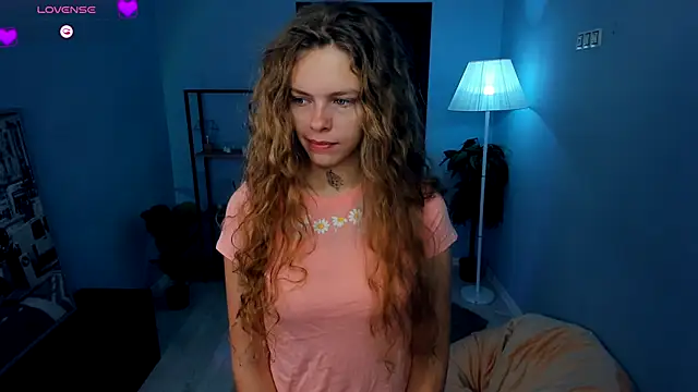 RayaNenlia online show from September 30, 5:13 am