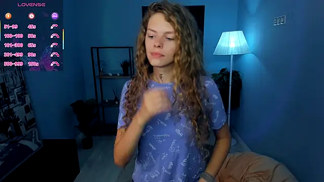 RayaNenlia online show from September 26, 5:05 am