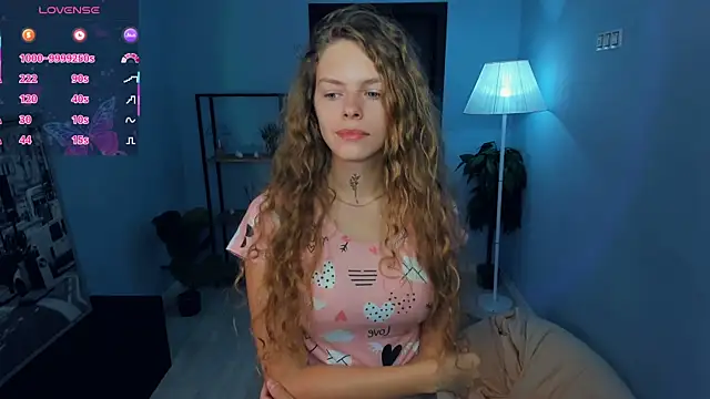 RayaNenlia online show from September 24, 5:17 am