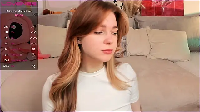 Frau Lina online show from November 4, 2:44 pm