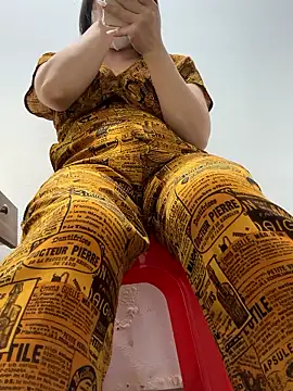 May-Squirt online show from February 17, 2:11 am