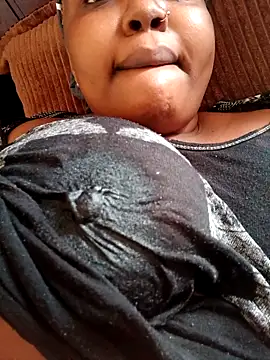 queennapal online show from February 28, 8:47 am