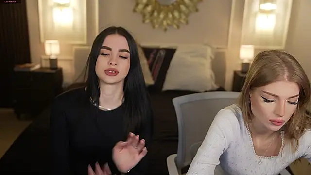 Tina Breeze online show from February 16, 8:25 am