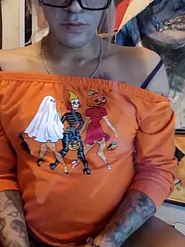 Mune Raez 6 online show from October 12, 10:01 pm