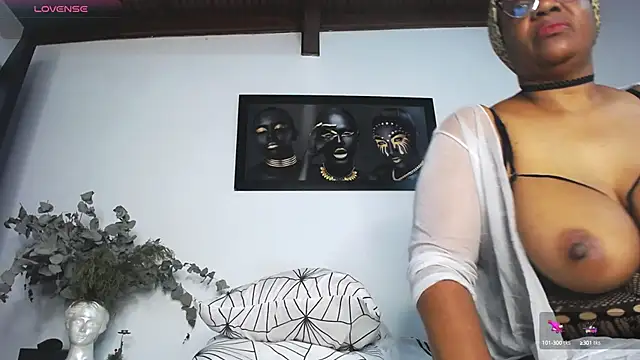 jade-stone88 online show from September 16, 11:40 am