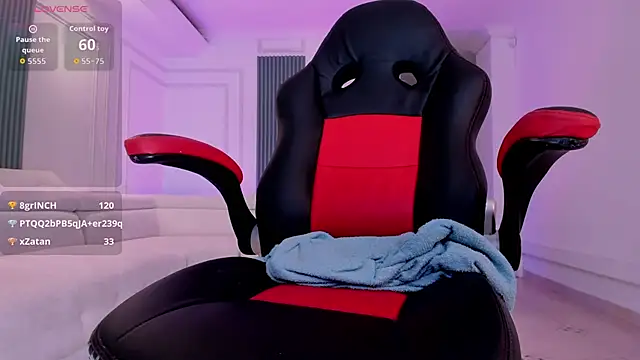 viiolet thomas online show from November 22, 9:06 pm