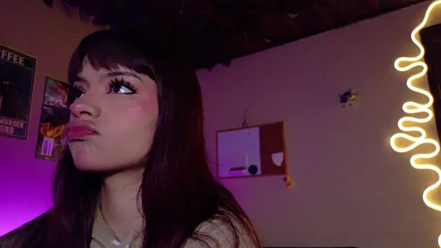 maryberry   online show from December 3, 11:18 pm