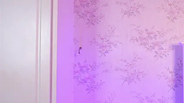 ClaraHazel online show from November 20, 6:14 am