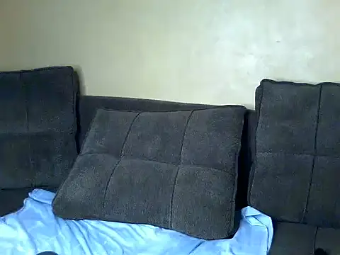 petite clara24 online show from February 26, 9:47 pm