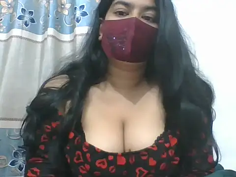 A-sweetgirl online show from January 5, 5:27 pm