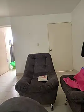 HealingHoney online show from April 7, 1:57 pm