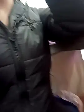 karlamorris  online show from September 12, 2:02 pm