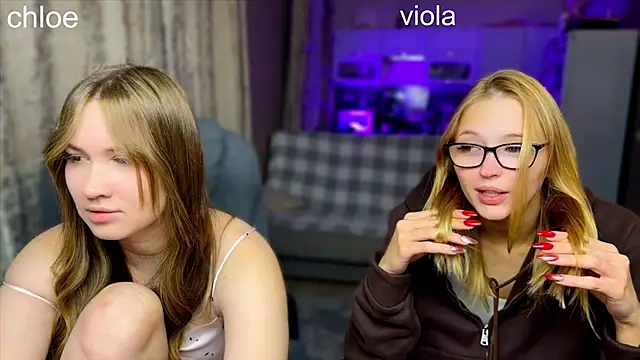 ChloeMillerMeow online show from October 16, 7:49 pm