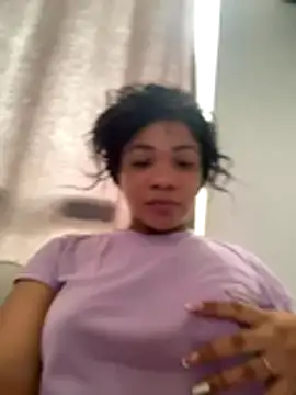 ashley Tompson1 online show from December 18, 2:22 pm