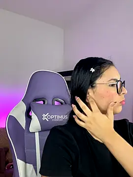 Madyson Hot online show from November 21, 12:51 pm